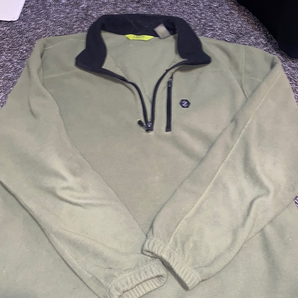 Izod fleece quarter zip